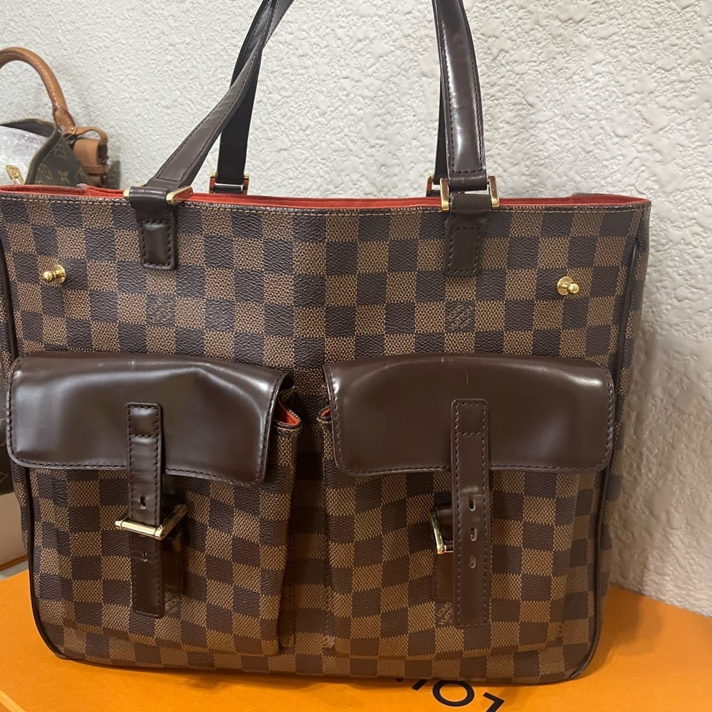 LV Uzes  in Damier Ebene Briefcase with Leather Handles